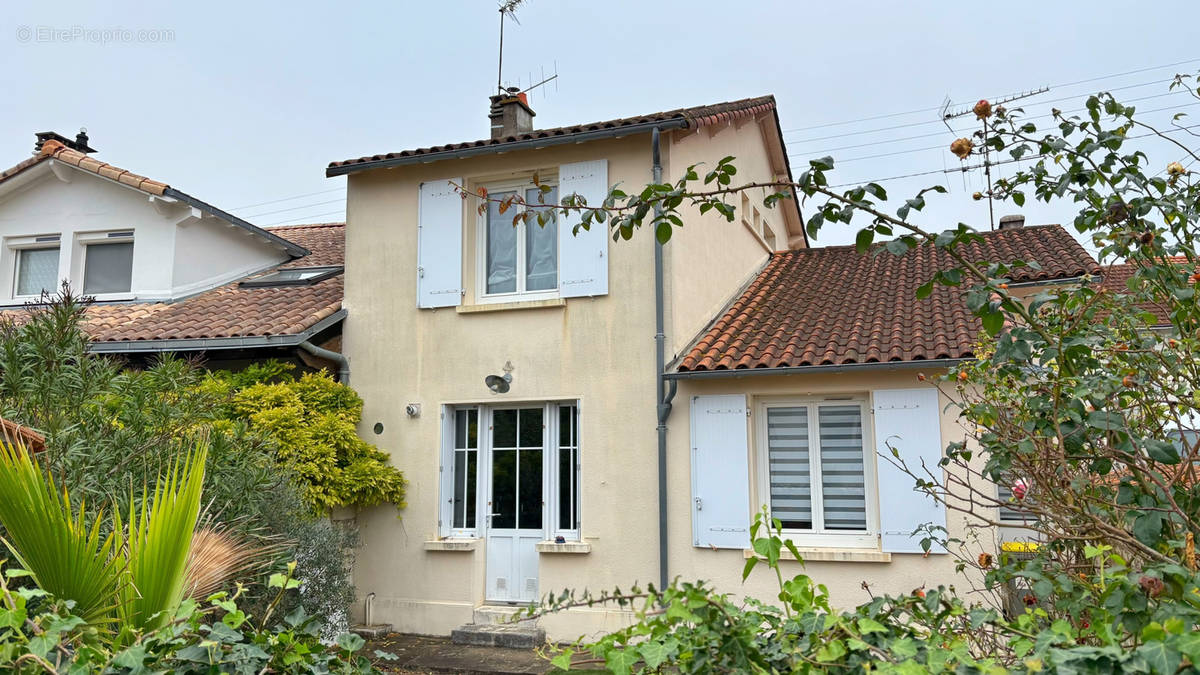 Maison à NIORT