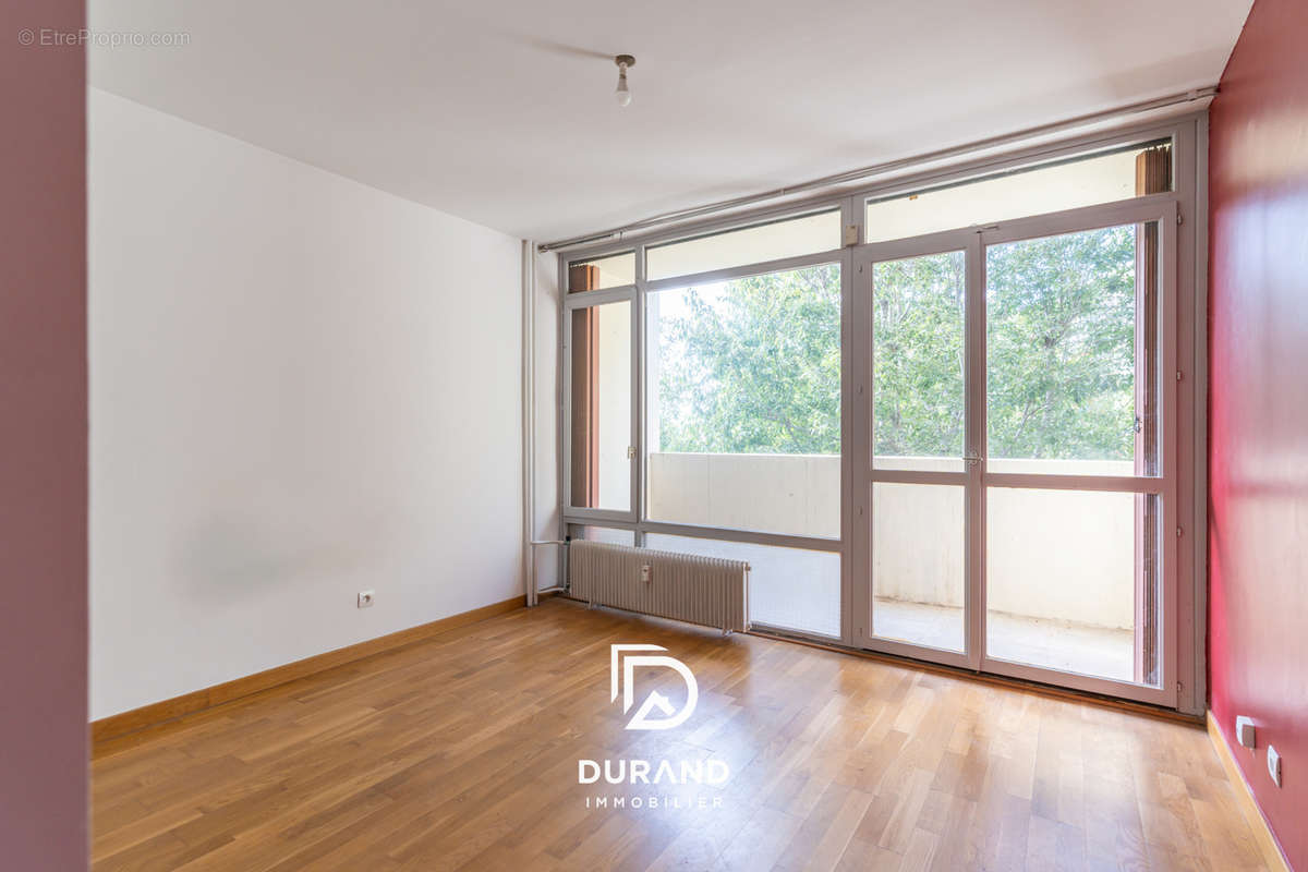 Appartement à MARSEILLE-12E