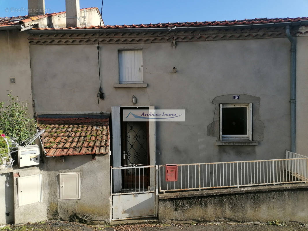 Maison à CHARBONNIER-LES-MINES