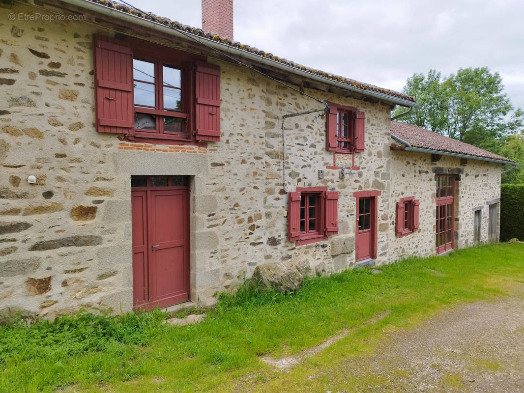 Maison à EYJEAUX