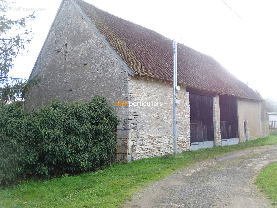 Maison à CHATEAUNEUF-SUR-CHER