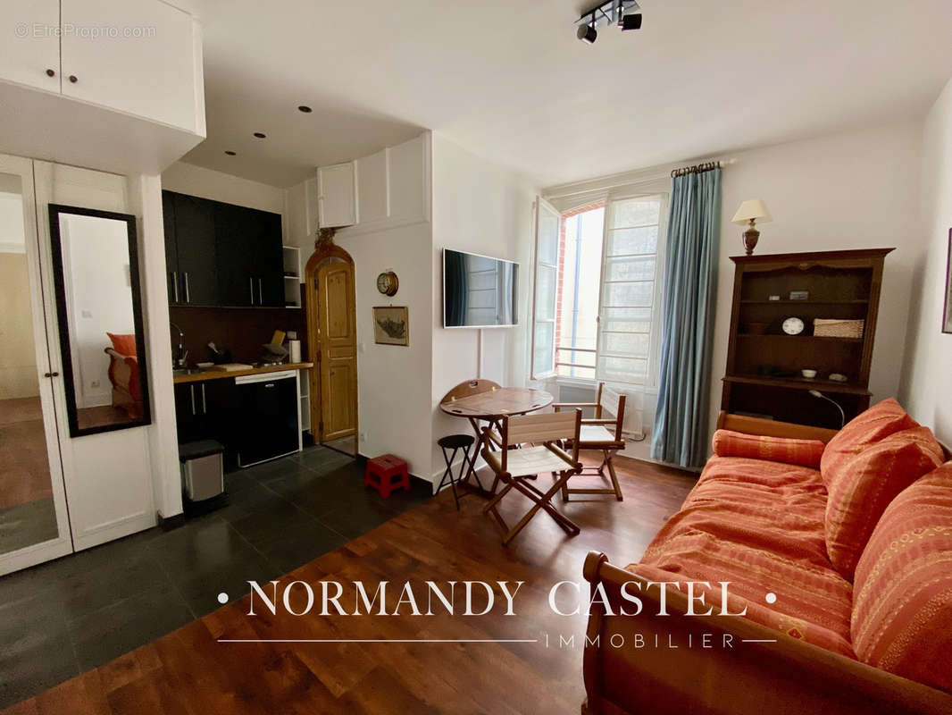 Appartement à TROUVILLE-SUR-MER