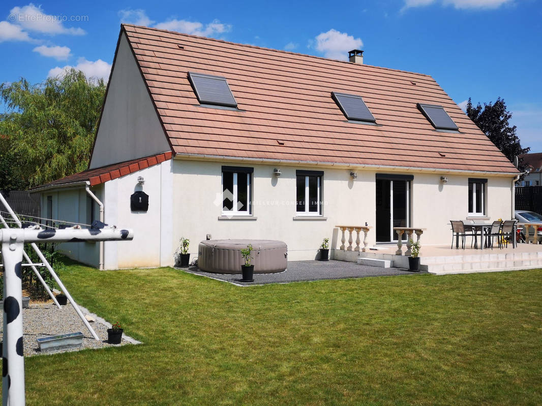 Maison à CREPY-EN-VALOIS