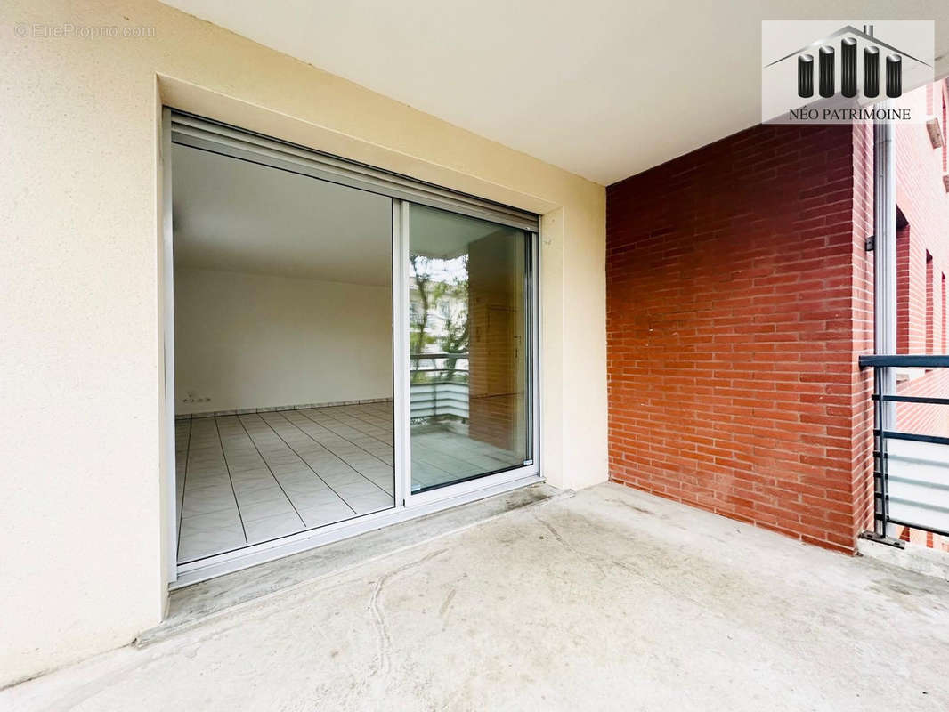 Vue sur le salon - Appartement à PORTET-SUR-GARONNE