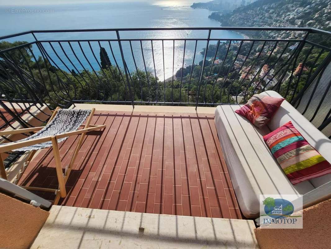 Appartement à ROQUEBRUNE-CAP-MARTIN