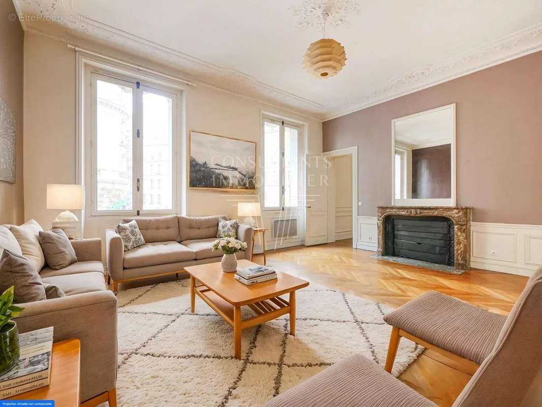 Appartement à PARIS-16E