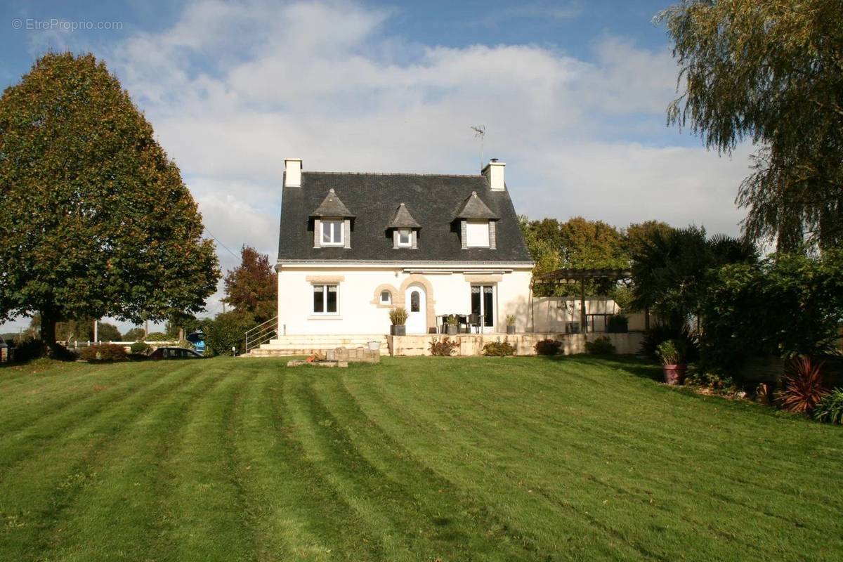 Maison à JOSSELIN