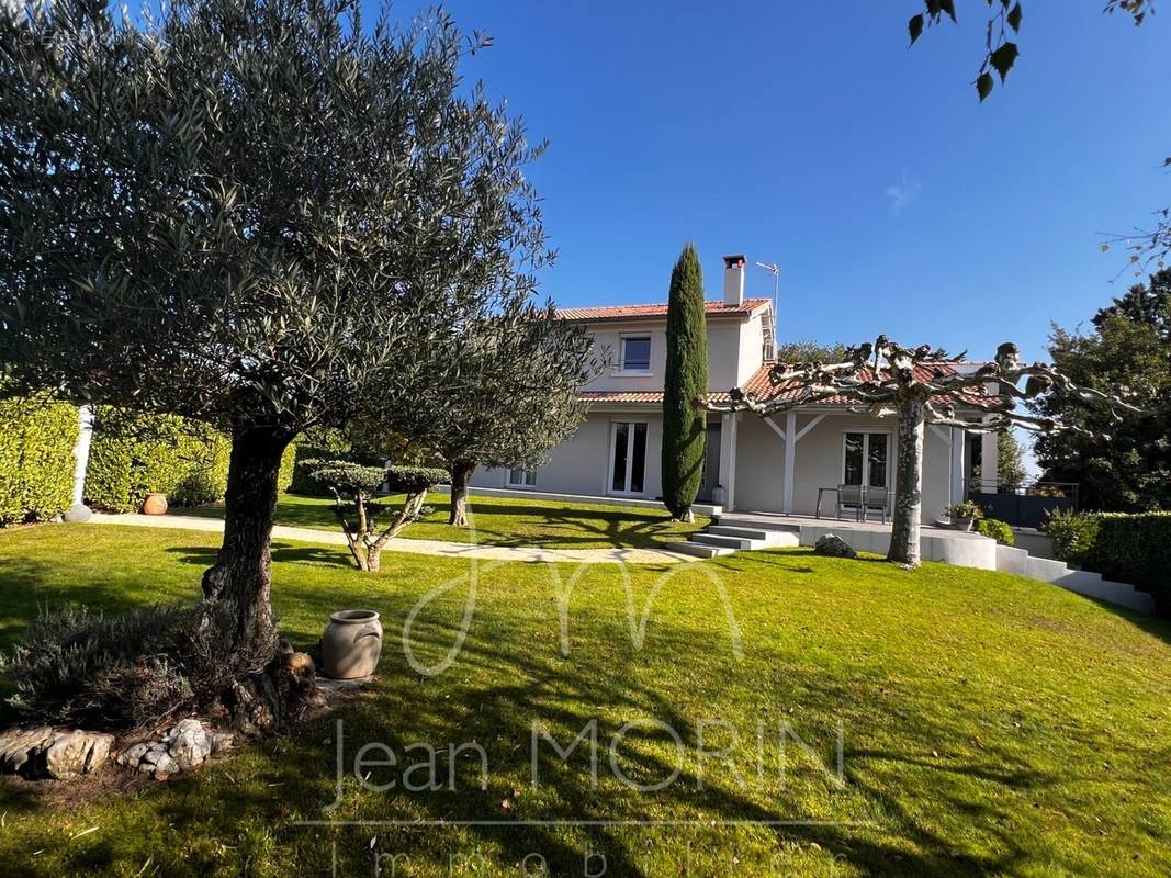 Maison à SAINT-MARCEL-LES-VALENCE