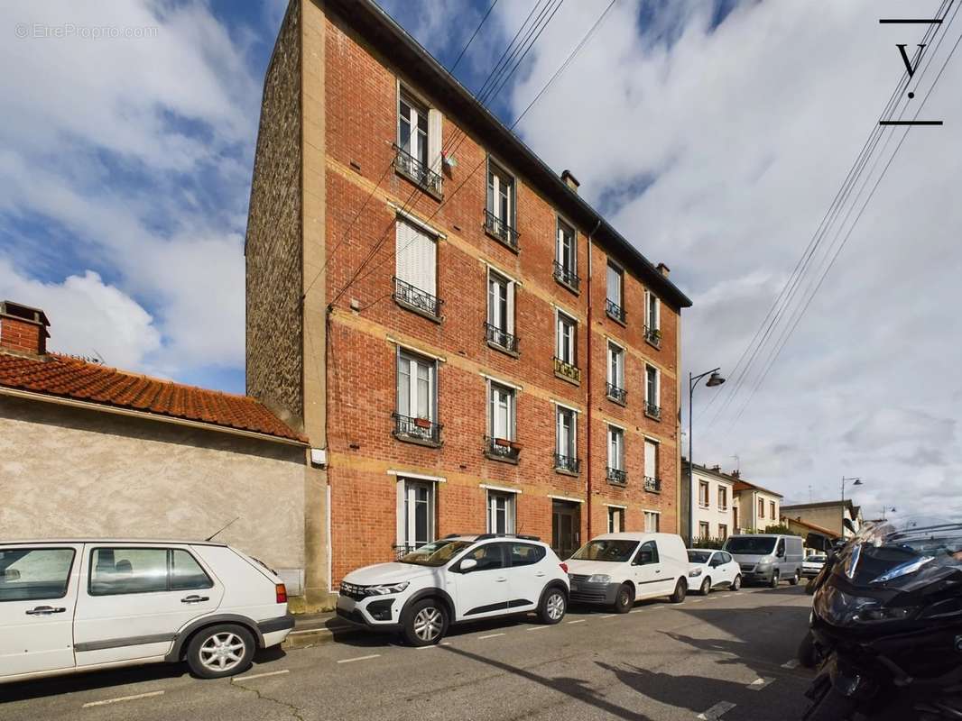 Appartement à MAISONS-ALFORT