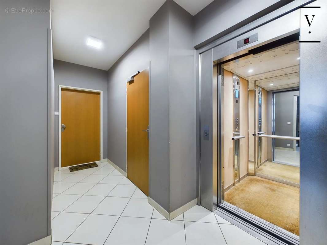 Appartement à MONTROUGE