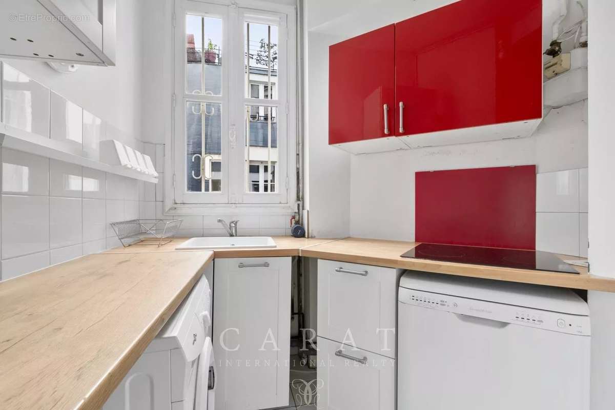 Appartement à PARIS-17E