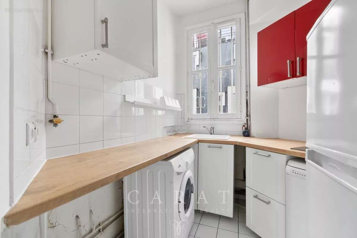 Appartement à PARIS-17E