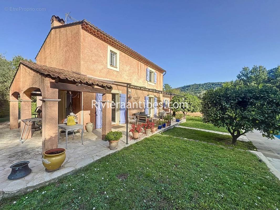 Maison à LE BAR-SUR-LOUP