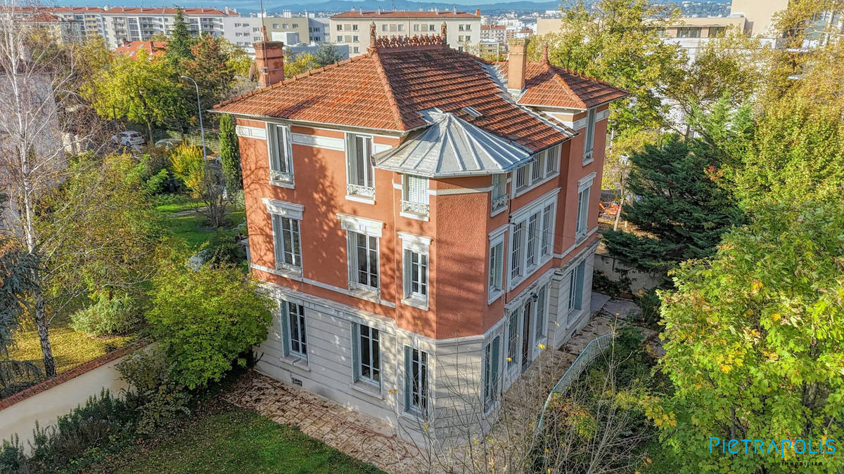 Maison à LYON-8E