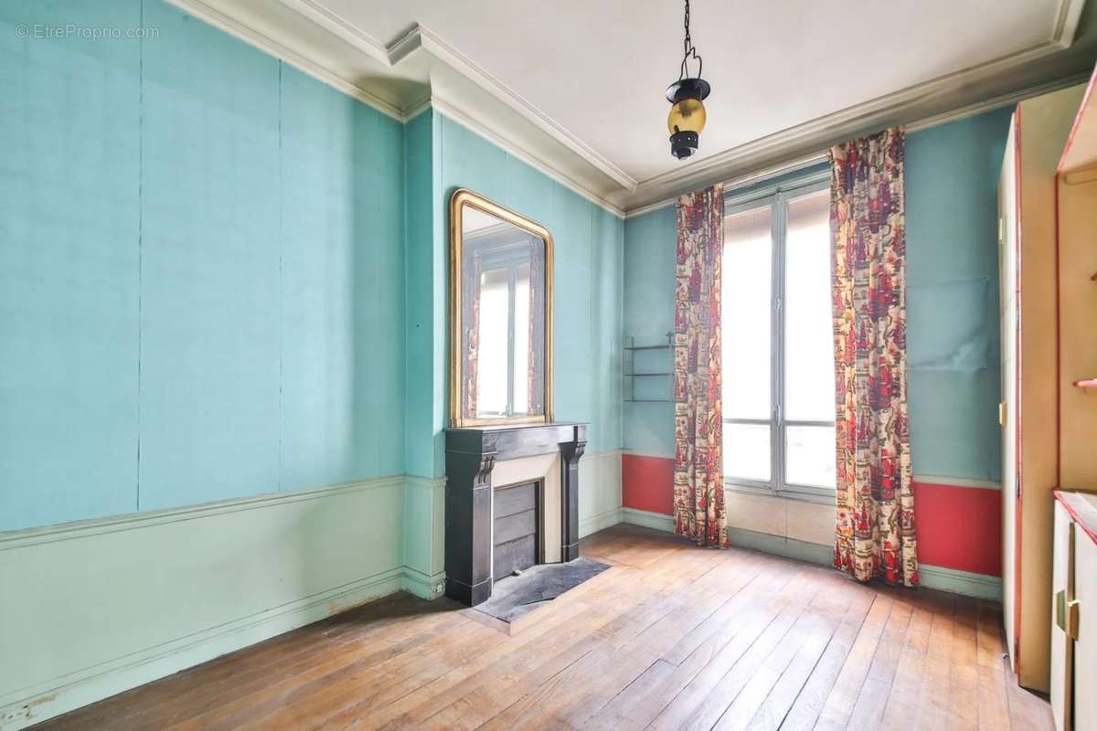 Appartement à PARIS-15E