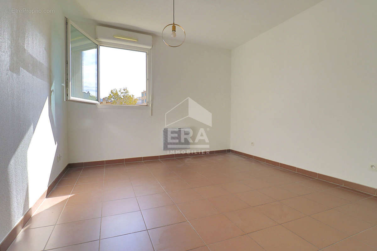 Appartement à MARSEILLE-10E