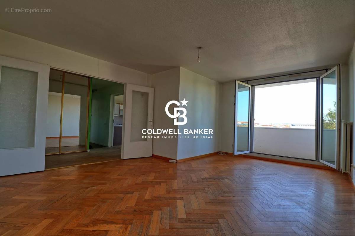 Appartement à LYON-8E