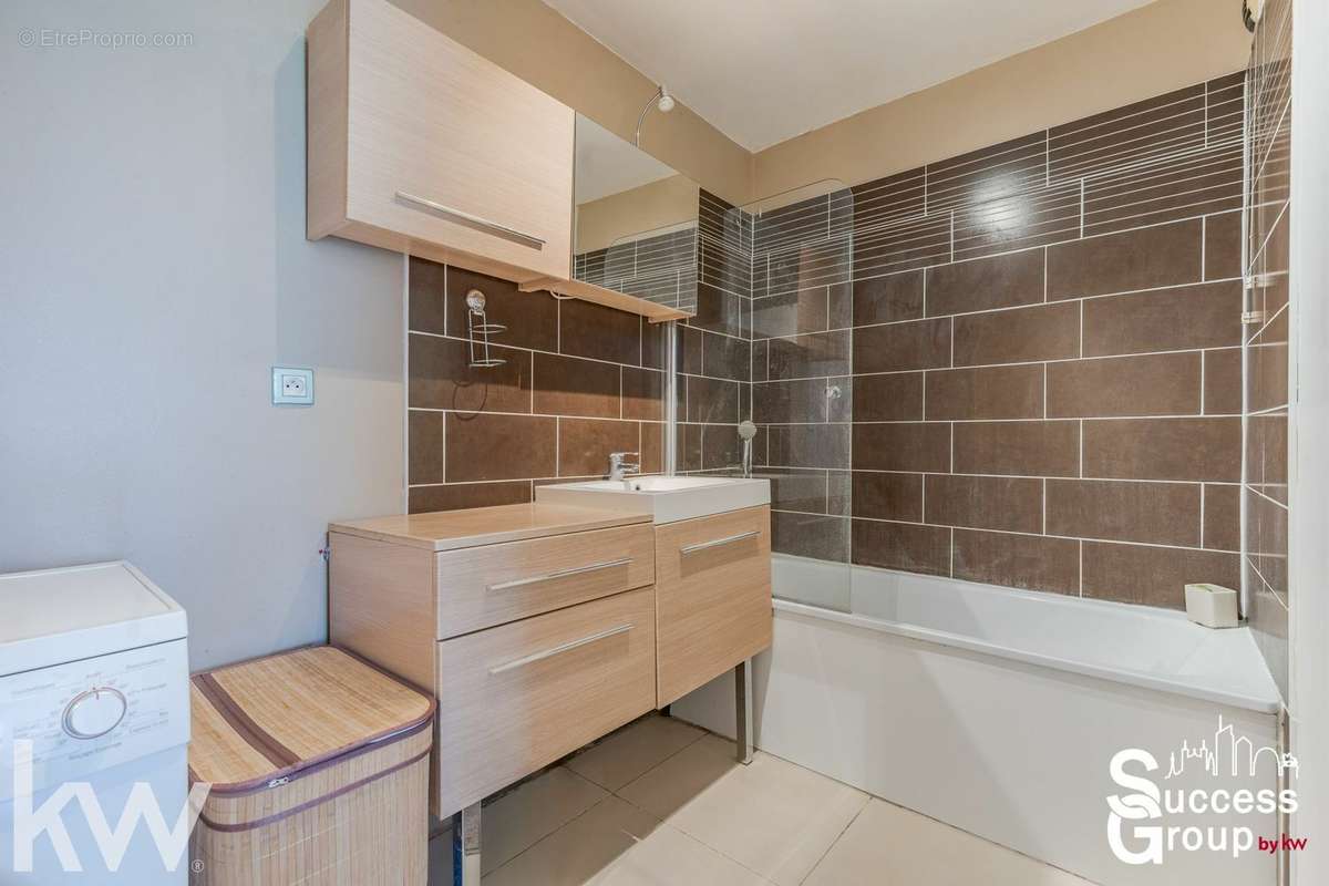 Appartement à LYON-8E