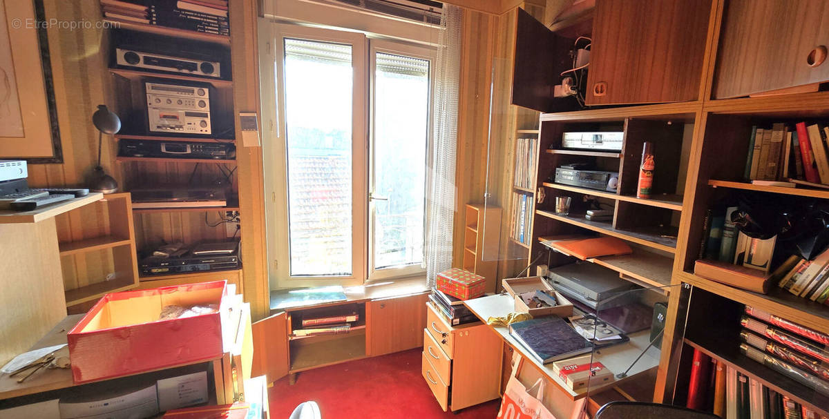 Appartement à BOIS-COLOMBES