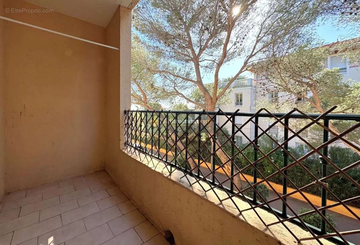 Appartement à FREJUS