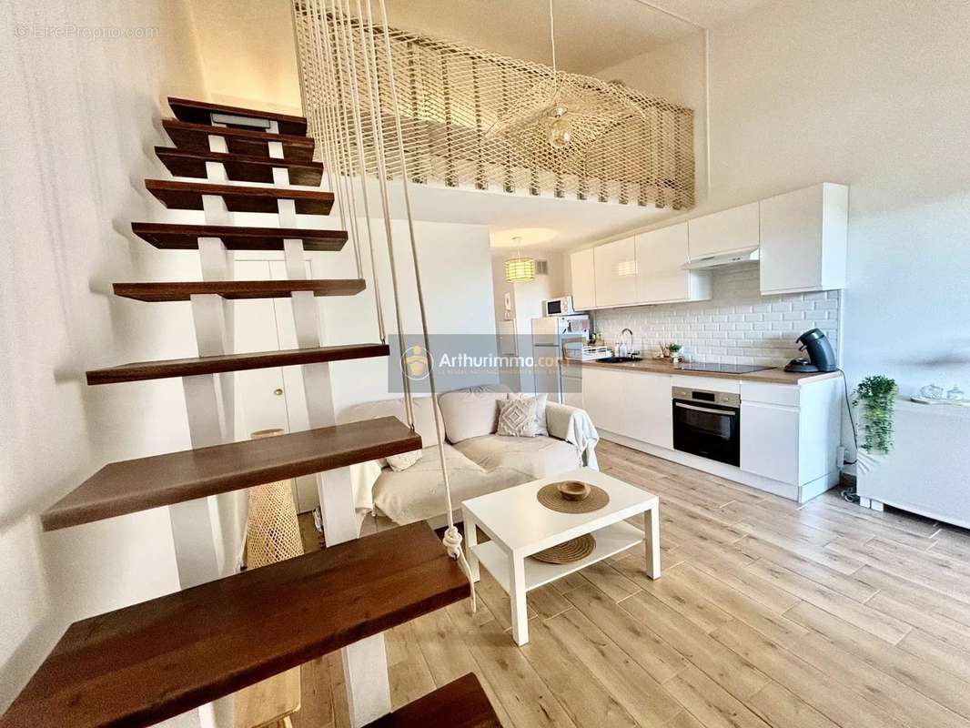 Appartement à FREJUS