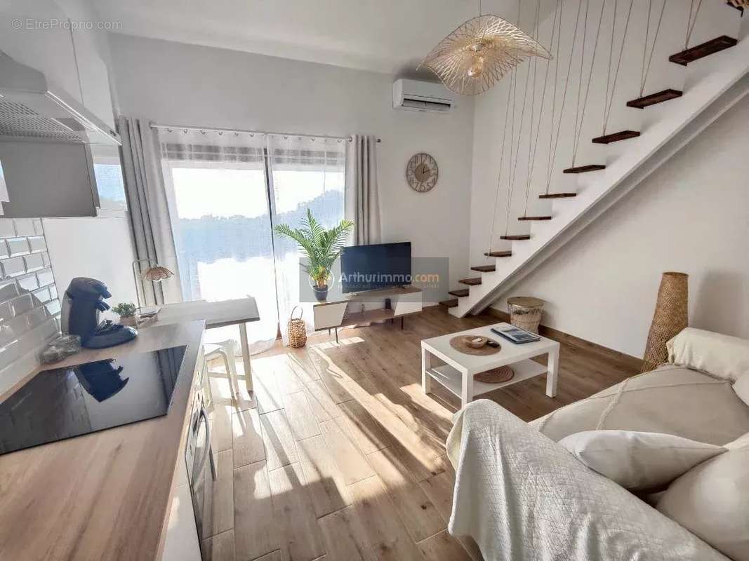 Appartement à FREJUS