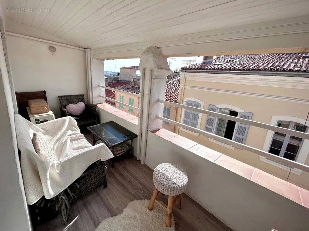 Appartement à FREJUS