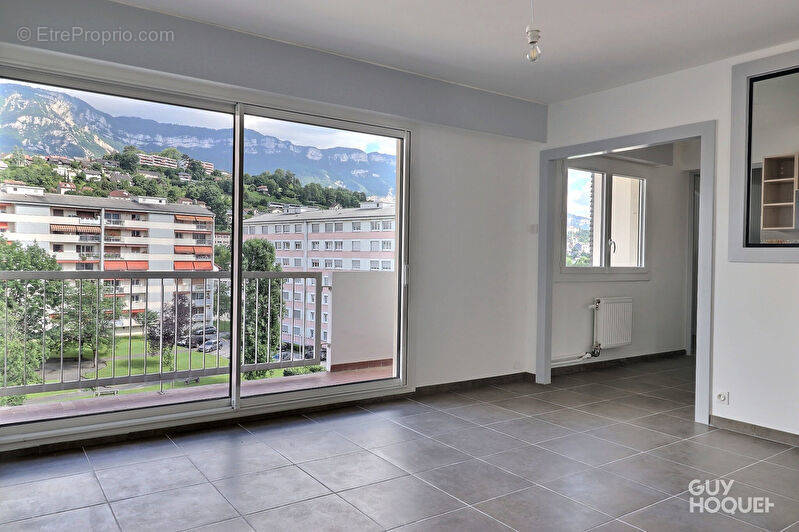 Appartement à AIX-LES-BAINS