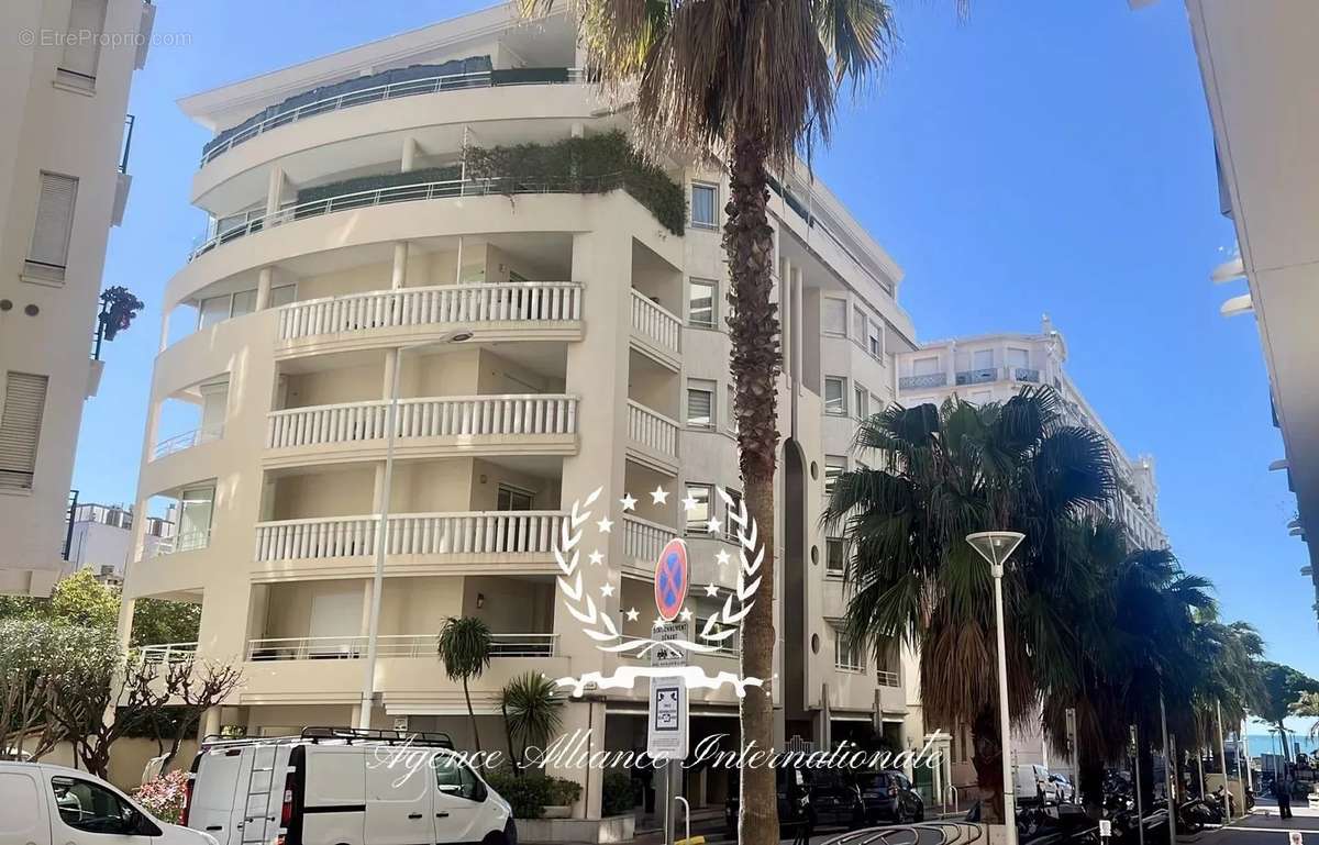 Appartement à CANNES