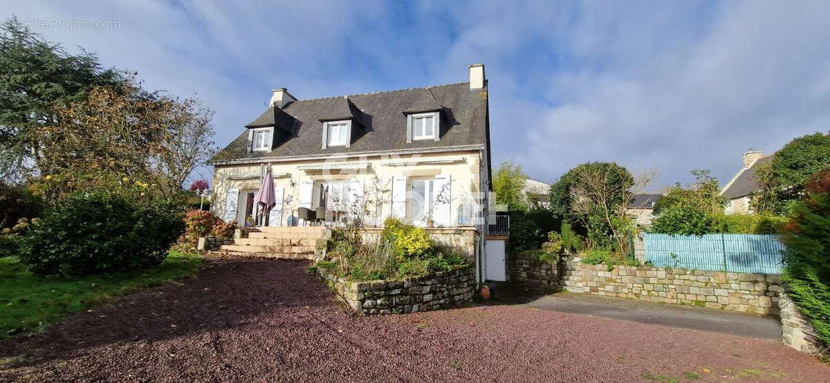 Maison à DINAN