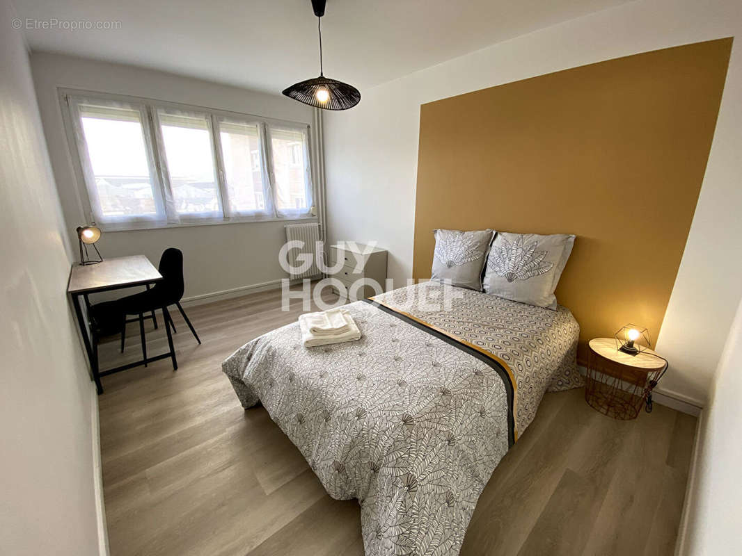 Appartement à DEVILLE-LES-ROUEN