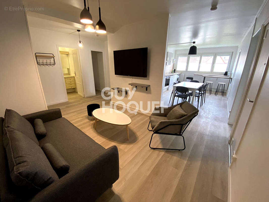 Appartement à DEVILLE-LES-ROUEN