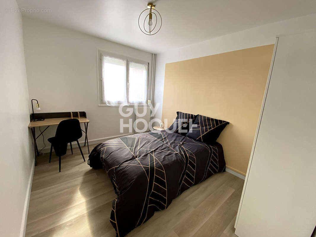 Appartement à DEVILLE-LES-ROUEN