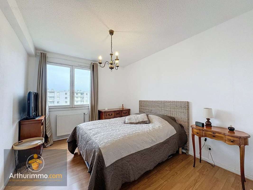 Appartement à BOURGOIN-JALLIEU