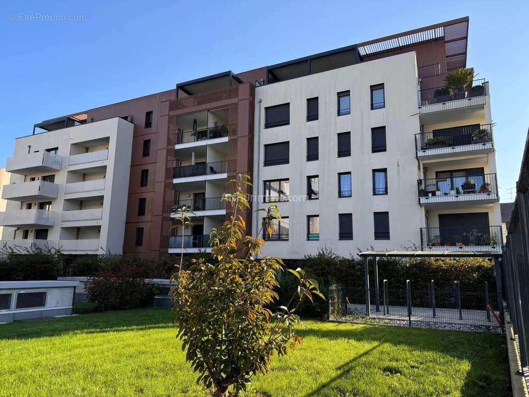 Appartement à BOURGOIN-JALLIEU