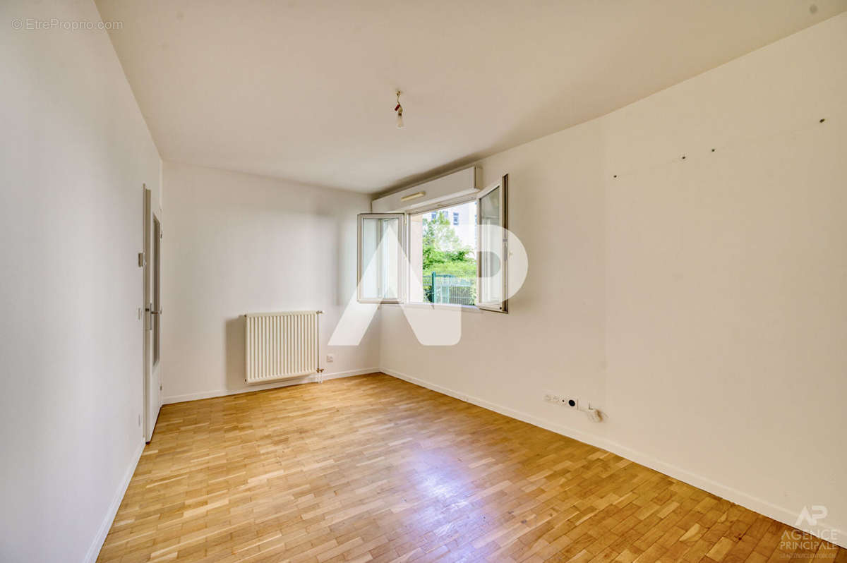 Appartement à RUEIL-MALMAISON