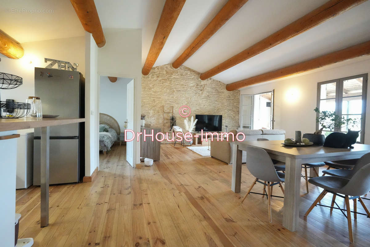 Appartement à UZES