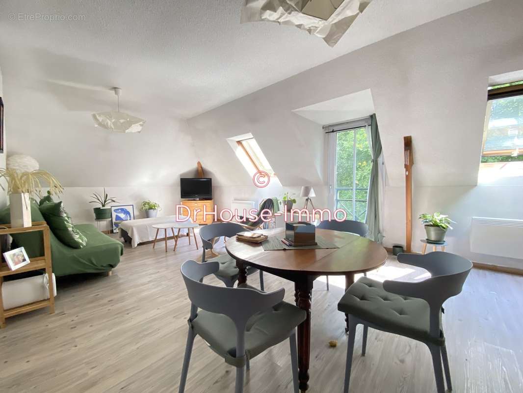 Appartement à CHAMBRAY-LES-TOURS