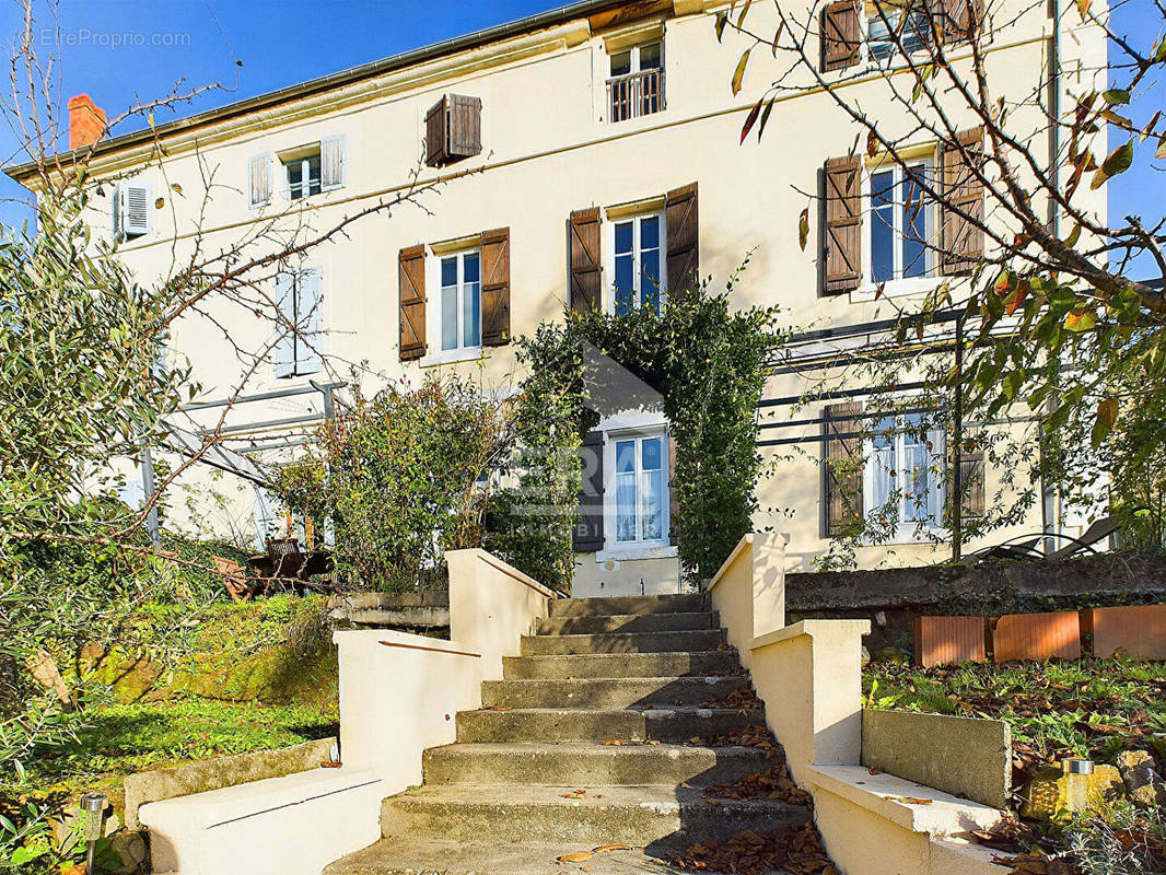 Maison à AUBIN