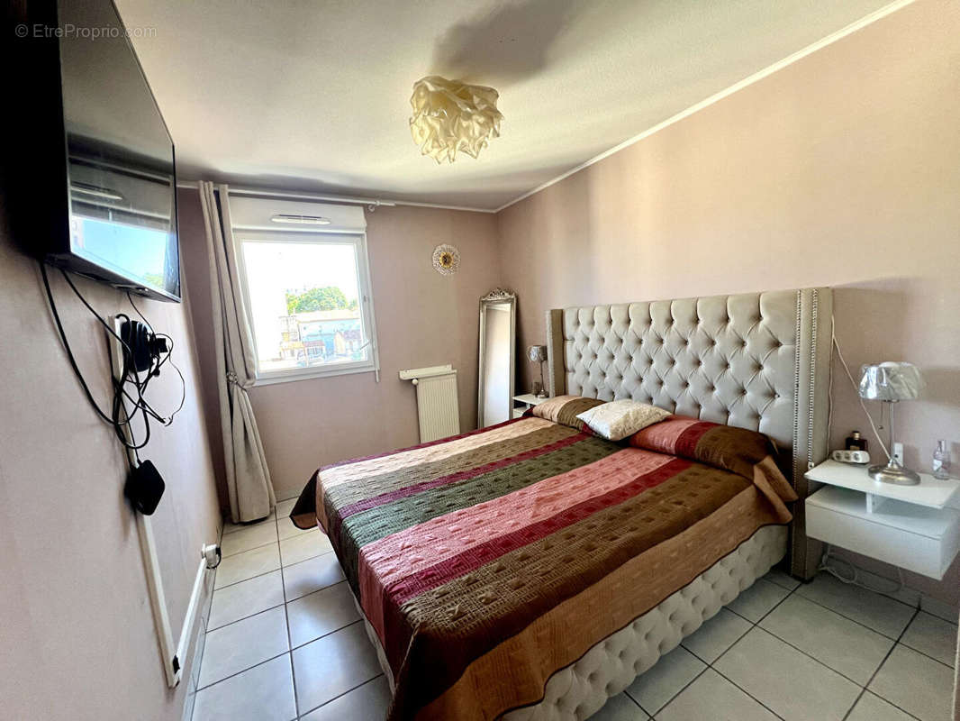 Appartement à MARSEILLE-14E