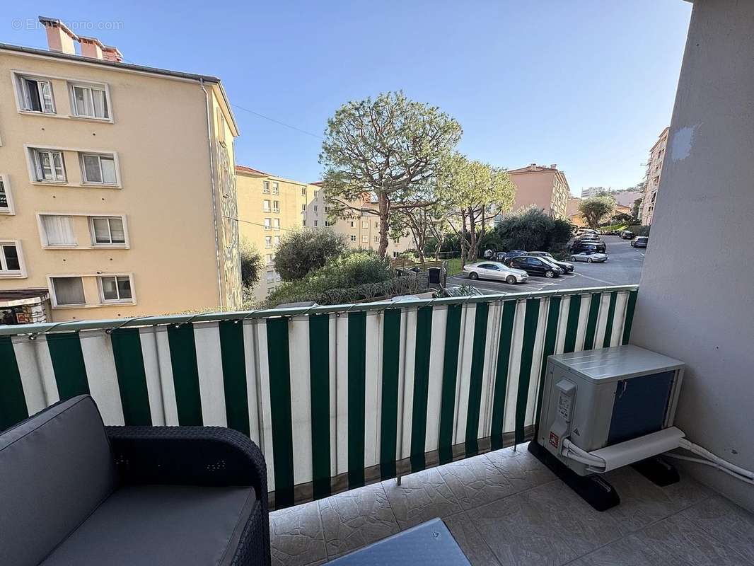 Appartement à BEAUSOLEIL