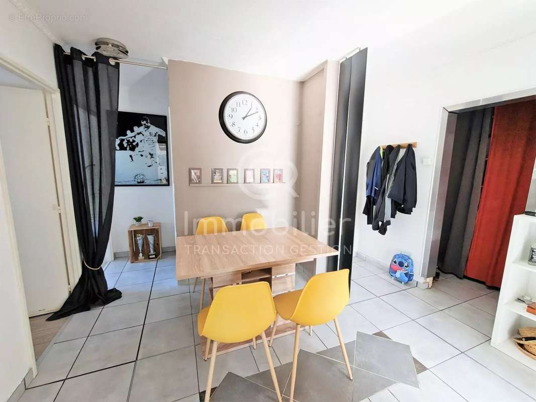 Appartement à LE CANNET