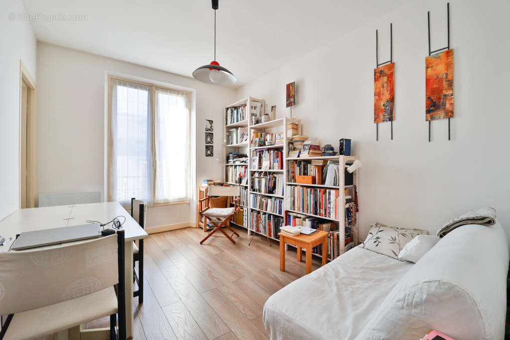 Appartement à MONTROUGE