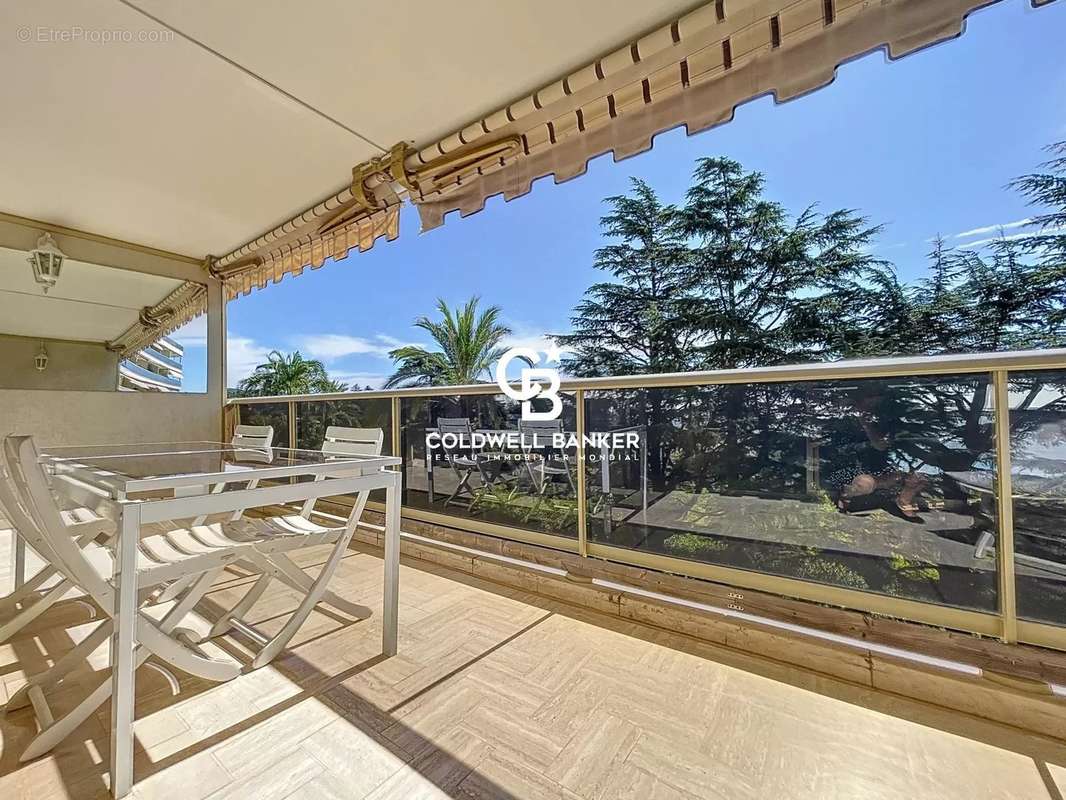 Appartement à CANNES