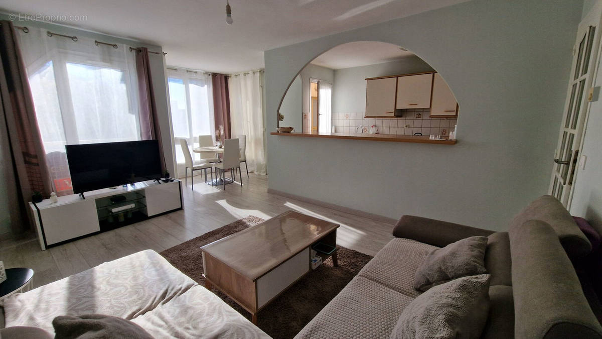 Appartement à MANTES-LA-JOLIE