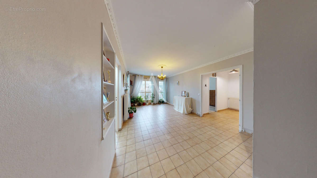 Appartement à VILLIERS-SUR-MARNE