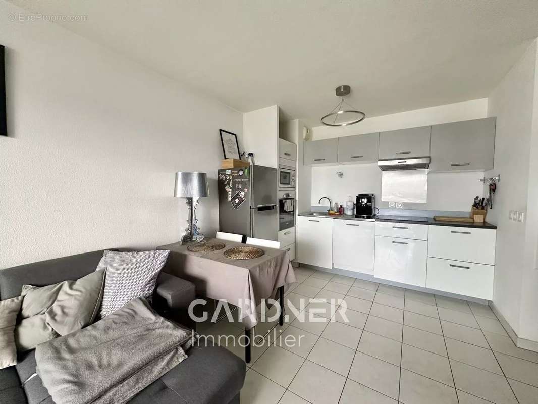 Appartement à MARSEILLE-10E