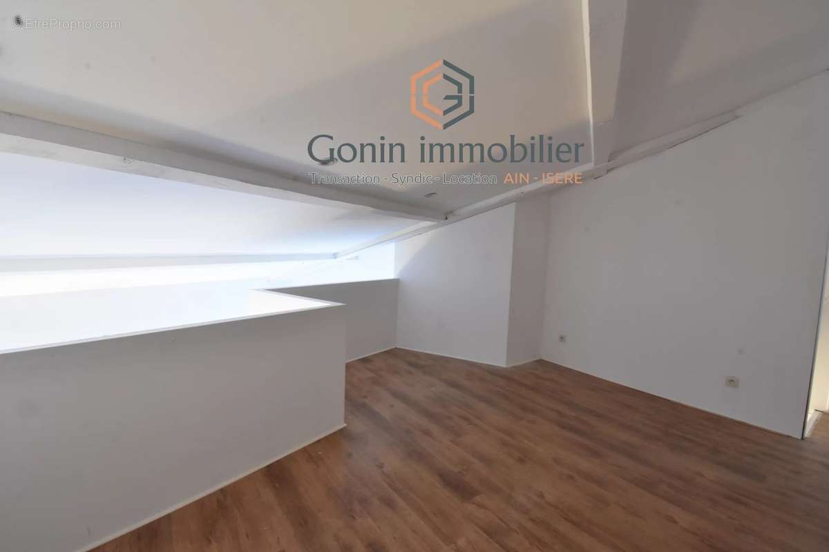 Appartement à MEXIMIEUX