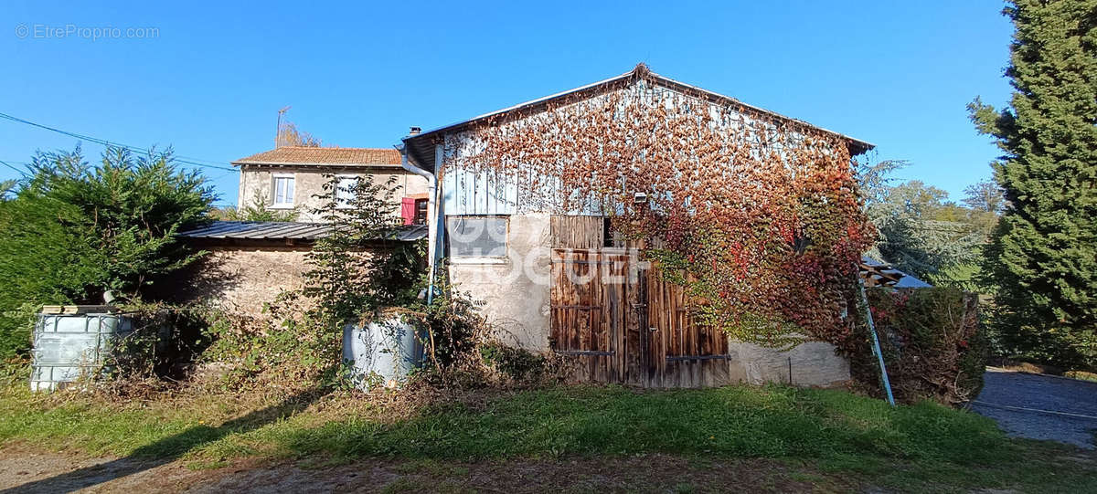 Maison à BUSSIERES