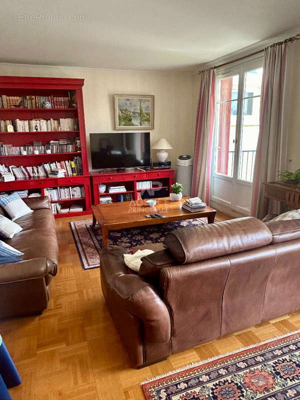 Appartement à MAISONS-LAFFITTE